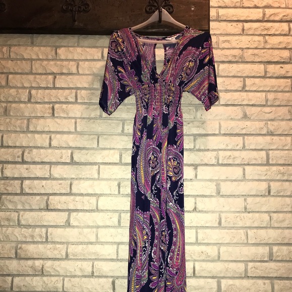 5th & Love Dresses & Skirts - 5th &Love maxi dress